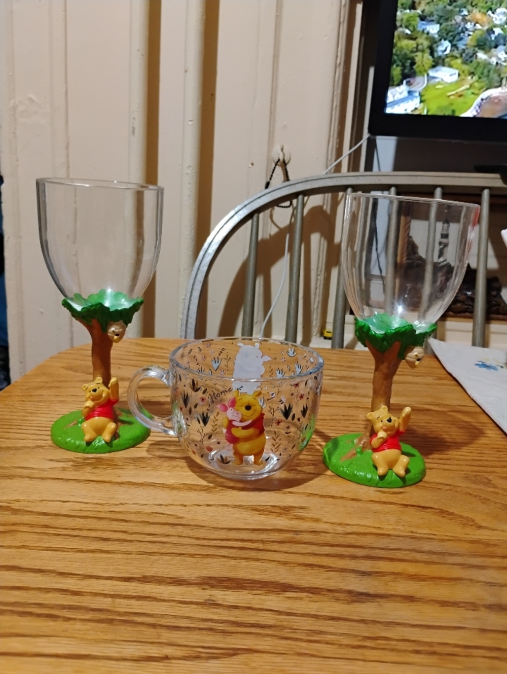 Winnie the Pooh 16 Onz. Glass Mug and (2)Tree-Stem Wine  Acrylic Glasses Set